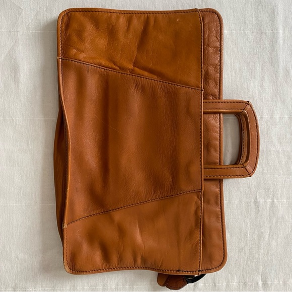Vintage Classic Tan Leather Briefcase - Picture 8 of 11